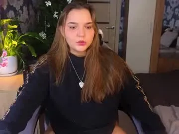 momiji_i on Chaturbate