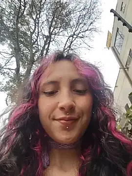_Laary_Lily on StripChat