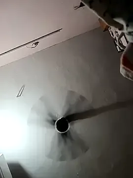 JENNIFERtamil — Public nude stream 15 mins