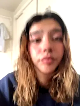 MiaaCute- on StripChat